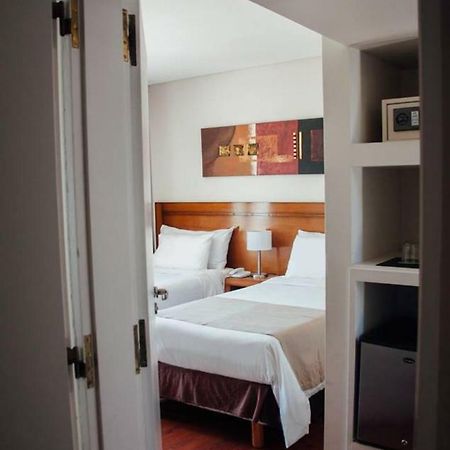 Herradura Hotel Suites Неукен Экстерьер фото