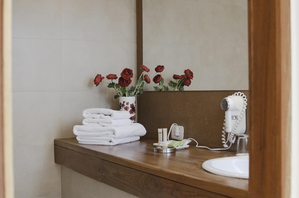 Herradura Hotel Suites Неукен Экстерьер фото