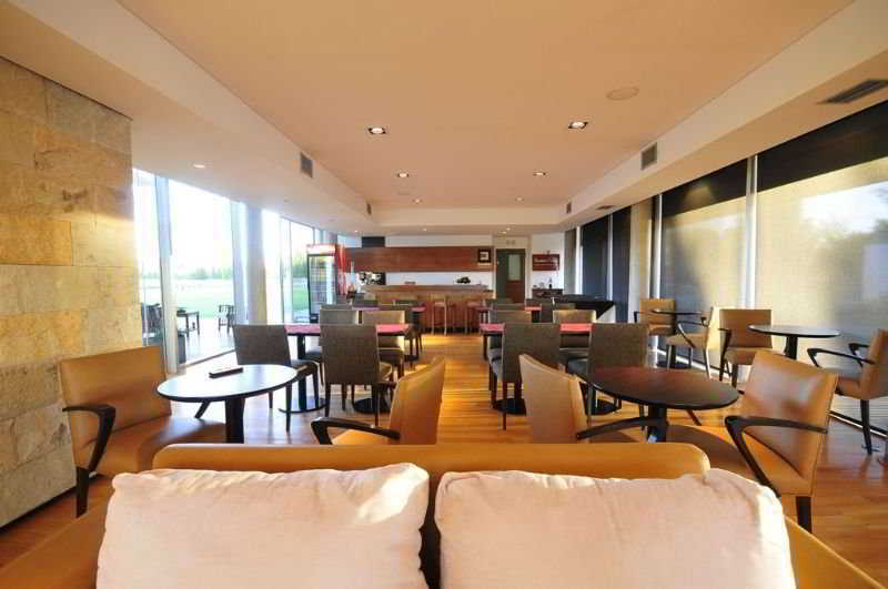 Herradura Hotel Suites Неукен Экстерьер фото